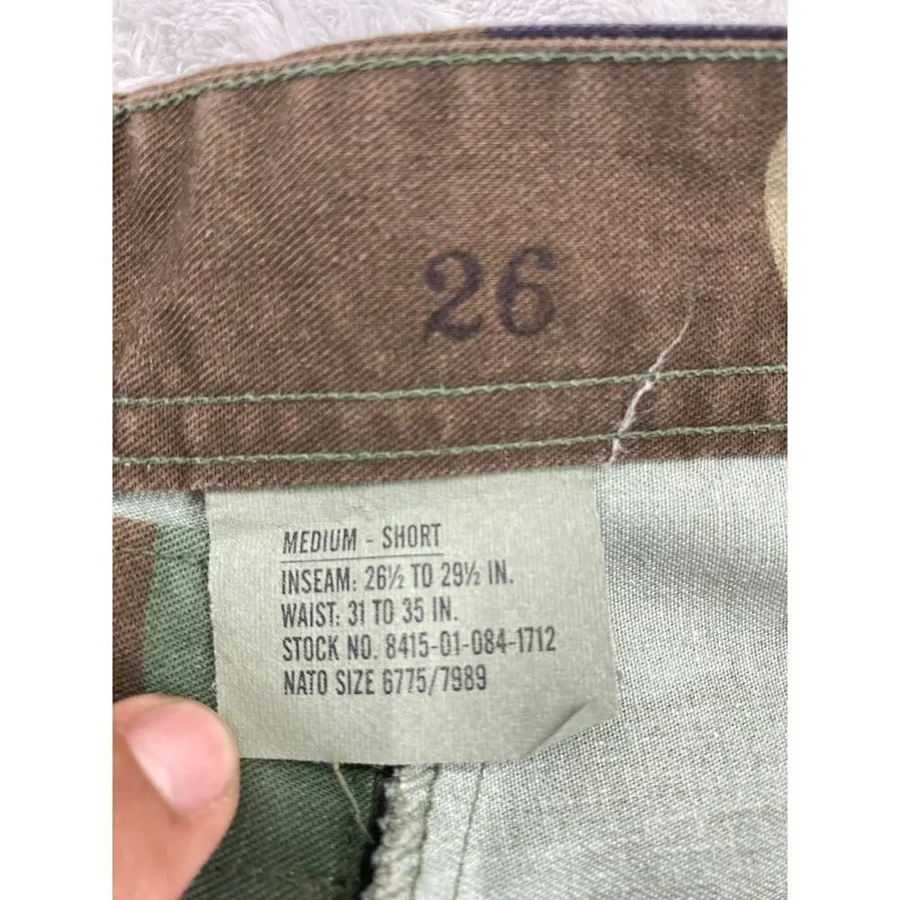 US Military Woodland Camo BDU Combat Cargo Pants Medium Short